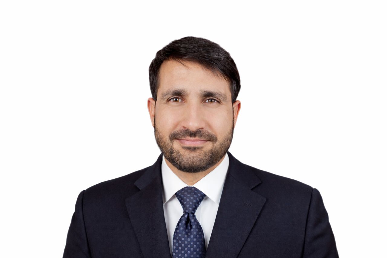 Dr Nasrat